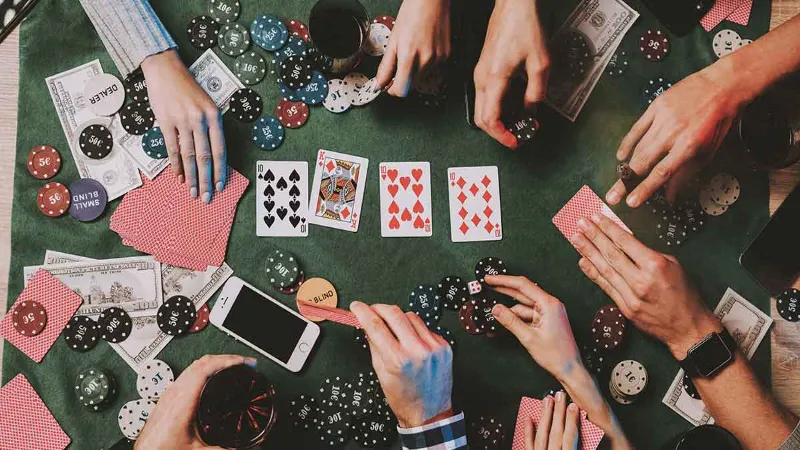 What You Need to Know Before Playing Poker